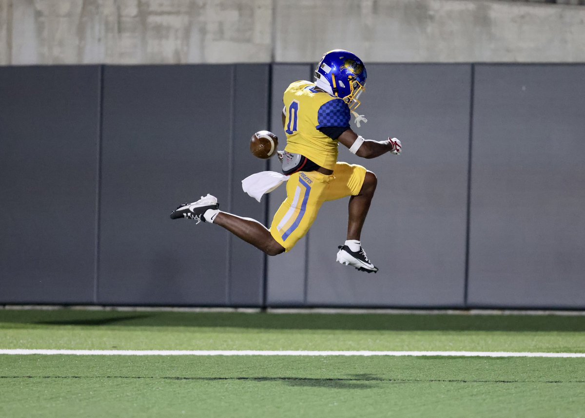 csconine's tweet image. In two or three years, Bryson Roland is gonna have people talking about Darren Sproles and Tyrone Thurman. Whoever takes a chance on him is gonna look like a genius. @TexasTechFB @KStateFB