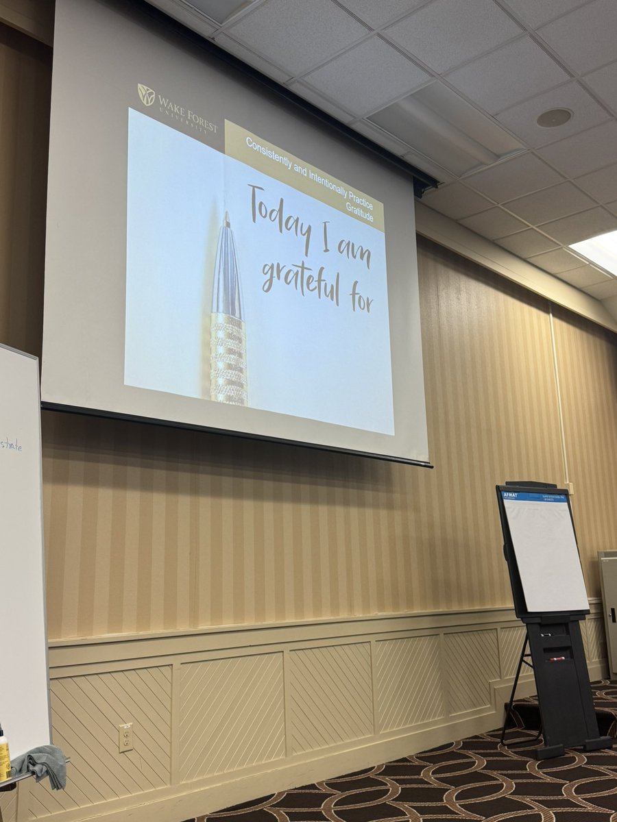 abturfcgcs's tweet photo. Priceless weekend with the teams @SyngentaTurf & @WakeForest. Reaffirming your beliefs, trying on a different lens, and/or meeting some great supt minds, itโs an experience you canโt afford to skip out on. Attend this conference! #grateful #bigforeheadcrew #sbi24 https://t.co/0ZAgj7d8qu