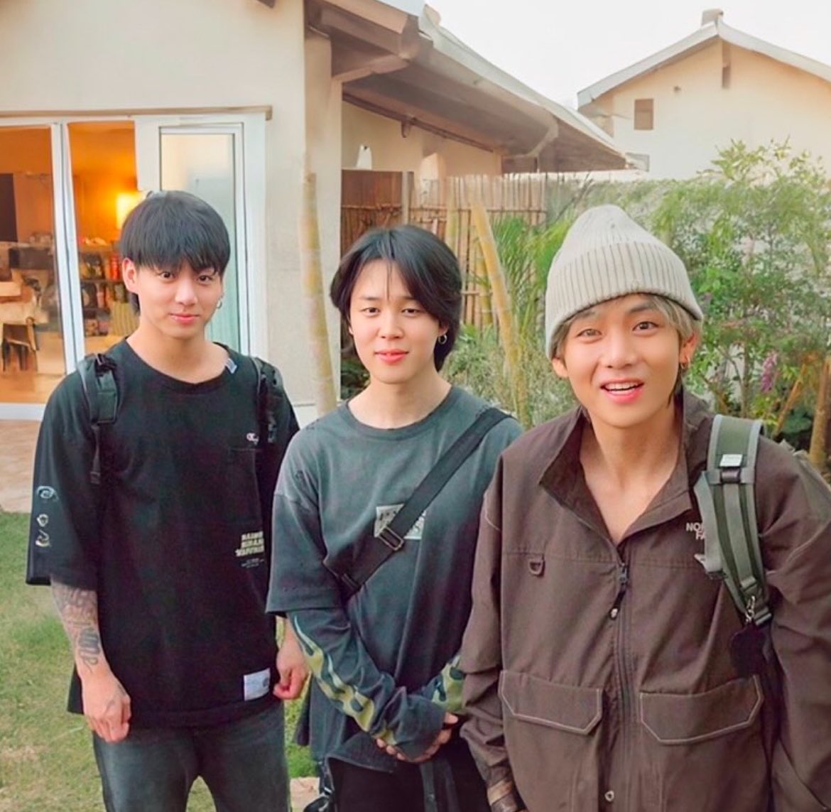 TR_2230's tweet photo. Just  3 boys from the neighborhood coming over to ask if you wanna join the cool club they just made. 🥹 https://t.co/cHM0hILWOW