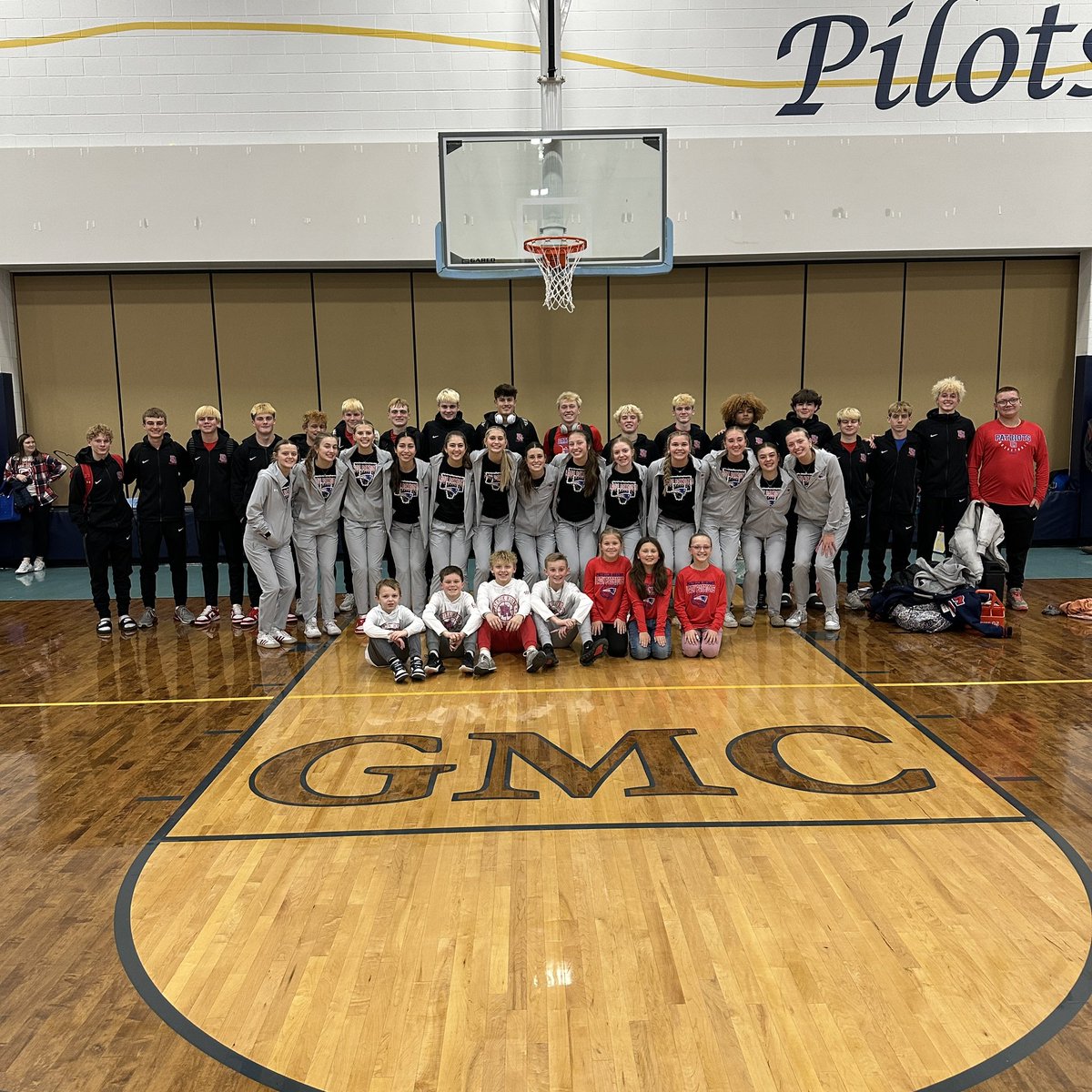 PHPatriotsHS's tweet photo. Congrats to all four teams tonight on picking up victories on the road vs Ayersville! #Sweep #PHStrong https://t.co/rIgWOXgOmH