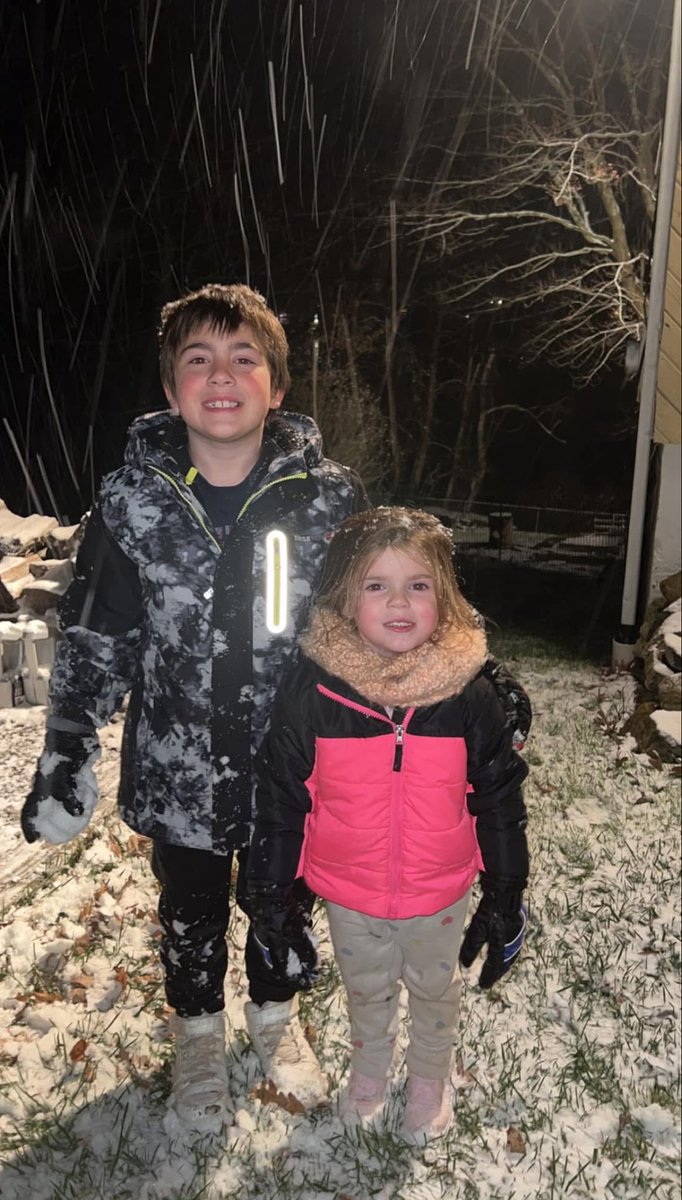 njguy275's tweet photo. Bit of fun in the bit of snow we got, now we’re ready for the big stuff! Cold as hell though, got our cheeks rosy ❄️🌨️☃️ https://t.co/xc2MfDDtNF