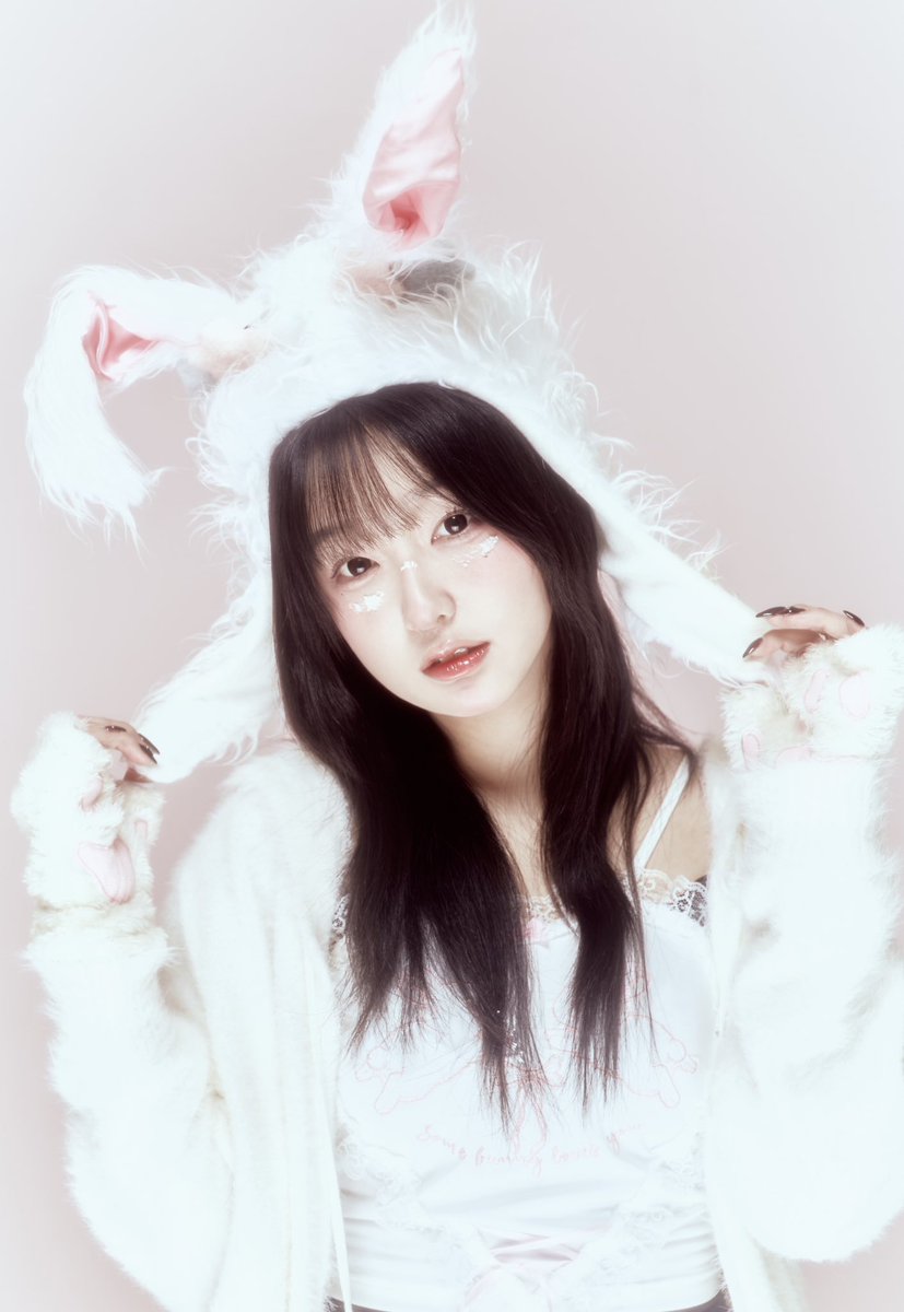 C92552's tweet photo. 벌써 연말이라니
밥 잘 챙겨ㅠ먹고 다녀 얘두라 
내일 보장 😻 https://t.co/rIKpc92y3t