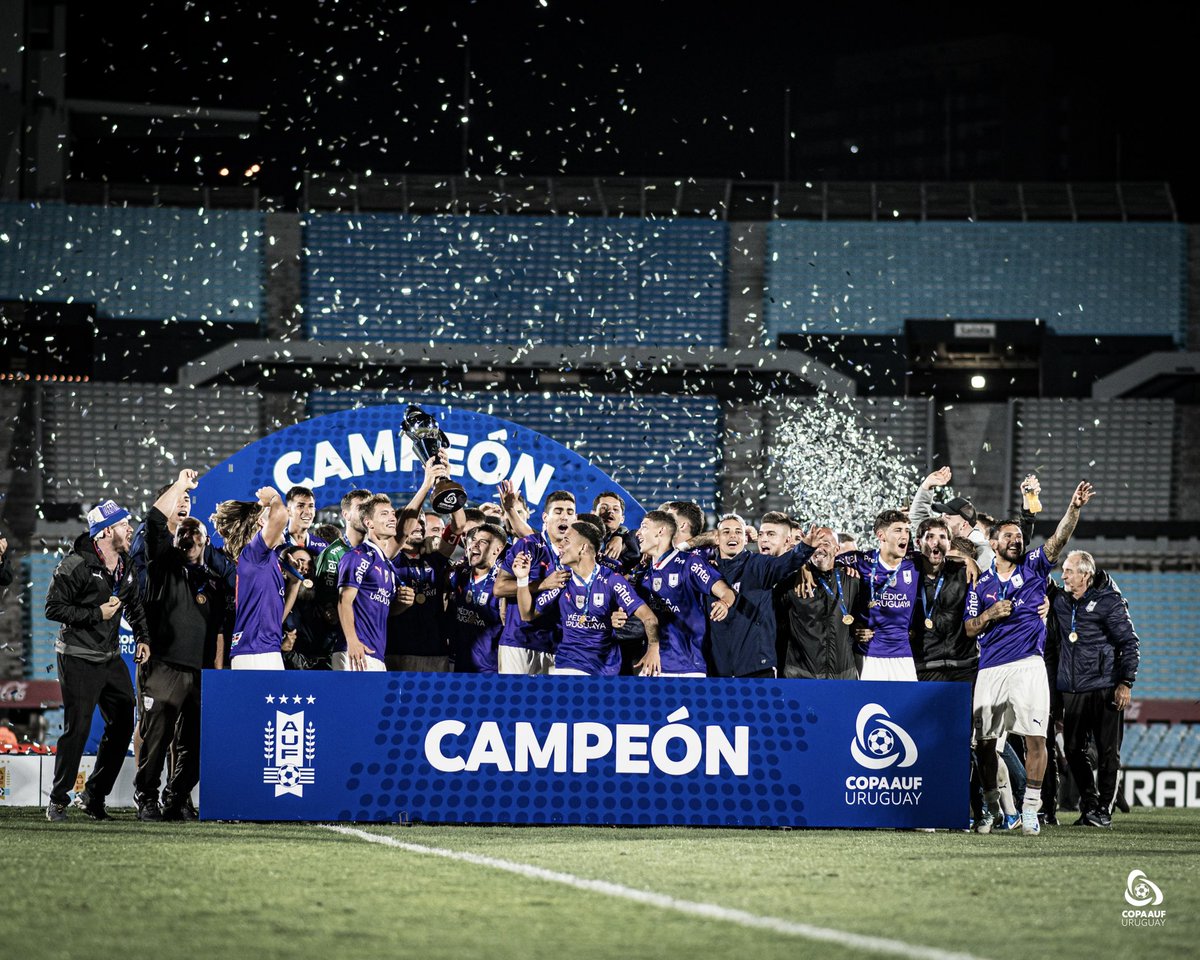 🏆 𝐿𝑎 𝑡𝑒𝑟𝑐𝑒𝑟𝑎 𝑎𝑙 𝑐𝑖𝑒𝑙𝑜

Sírvanle otra al Tuerto 🟣

#JuegaUnPaís