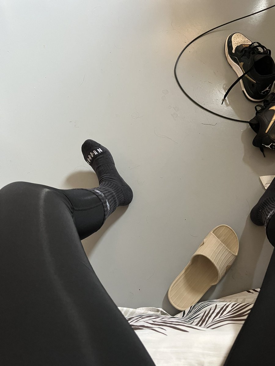 XHfdr tweet media