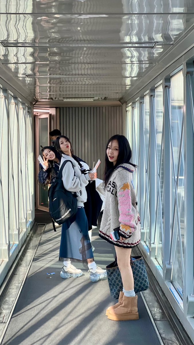 📷 | Actualización de <a href="/ablume_official/">ablume official</a> en Insta Story

#ABLUME #어블룸 #3JEONG #SAENA #새나 #SIO #시오 #ARAN #아란