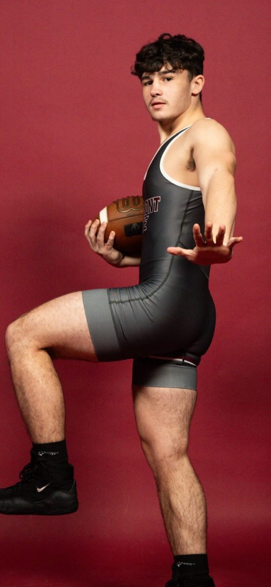 BrosCheeksSmell's tweet photo. His bubble butt? That deep, earthy funk you get after a long game. Musty, like worn cleats and a touch of cheddar. 🍑💨 #ButtCheeksSmell #FunkyFresh #BubbleButtVibes #HeismanFunk #CheeseAndCleats https://t.co/4W5Qq9Rdg2
