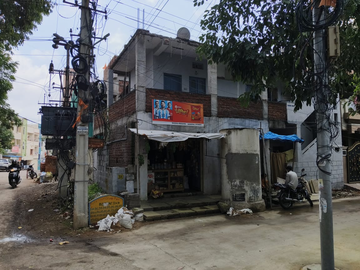 Swathi26333162's tweet photo. @HMWSSBOnline @hmwssbed good morning we had complain serval times to remove the not using tank from 5years we had given letter till now no one is taking action up on this plz req to remove tank due to one side is transform other  side not using tank plzcon9966554452 https://t.co/PwXOXByDYi