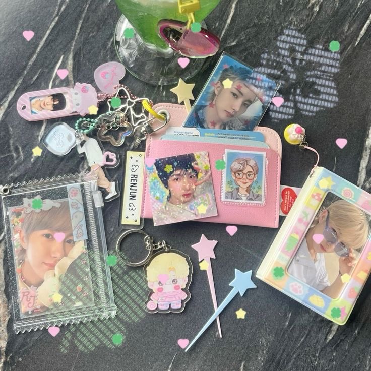 imcookiecats's tweet photo. halo ada yg mau ikut po star picks ini!?buat foto mails biar lebih lucuuu hihi 15k dapet 5pcs yaaa 

cr pict to owner 🩵 https://t.co/Sk3zlyLGY2