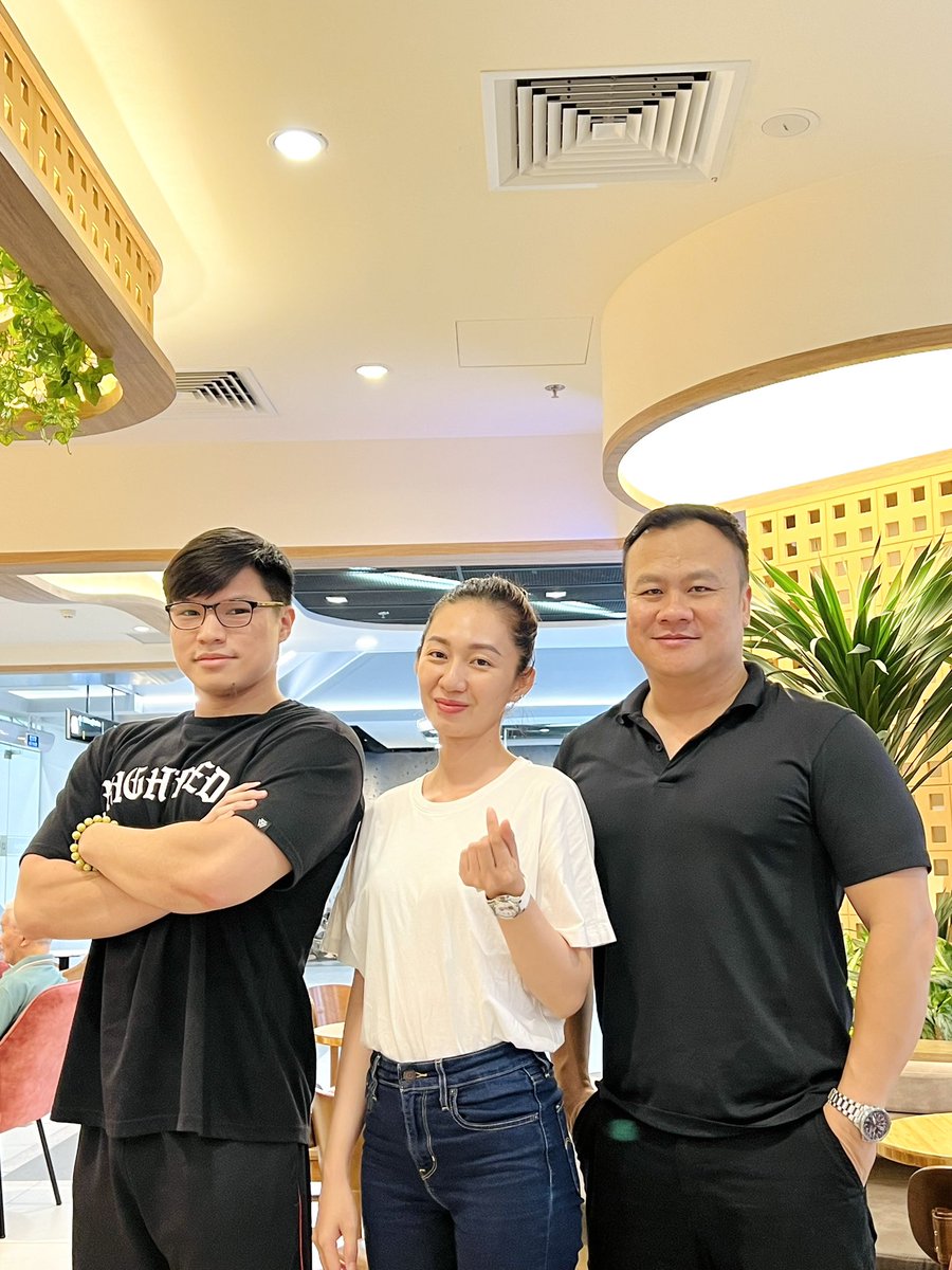 lephamthevu's tweet photo. Hẹn gặp Cần Thơ vào ngày 12 tháng 1 năm sau nhé! #TheVu #LePhamTheVu https://t.co/NAijPGfuJJ