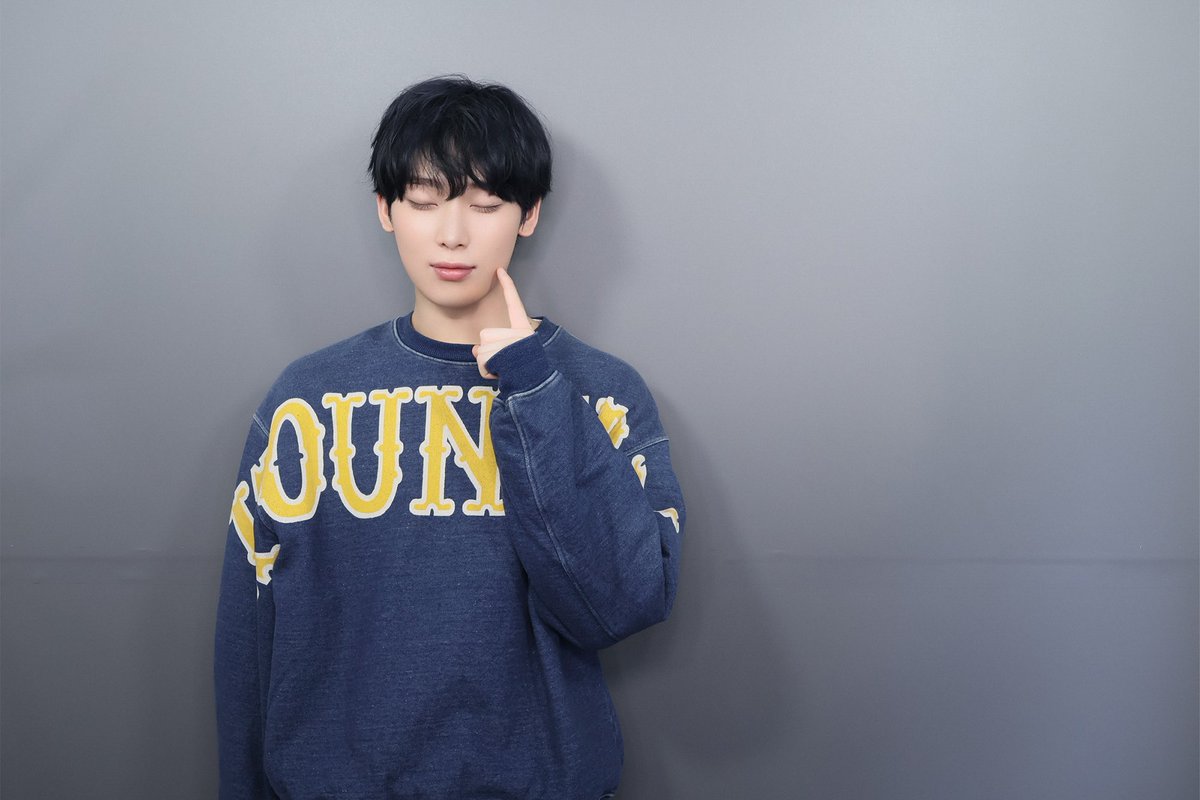 ENHYPEN's tweet photo. [PHOTOISM_Behind] 📸

B CUT 더보기🍀

#ENHYPEN4thAnniversary
#엔절 #ENHYPEN #엔하이픈
#SUNOO #선우
#PHOTOISM_BEHIND https://t.co/gkmuVG6ywY