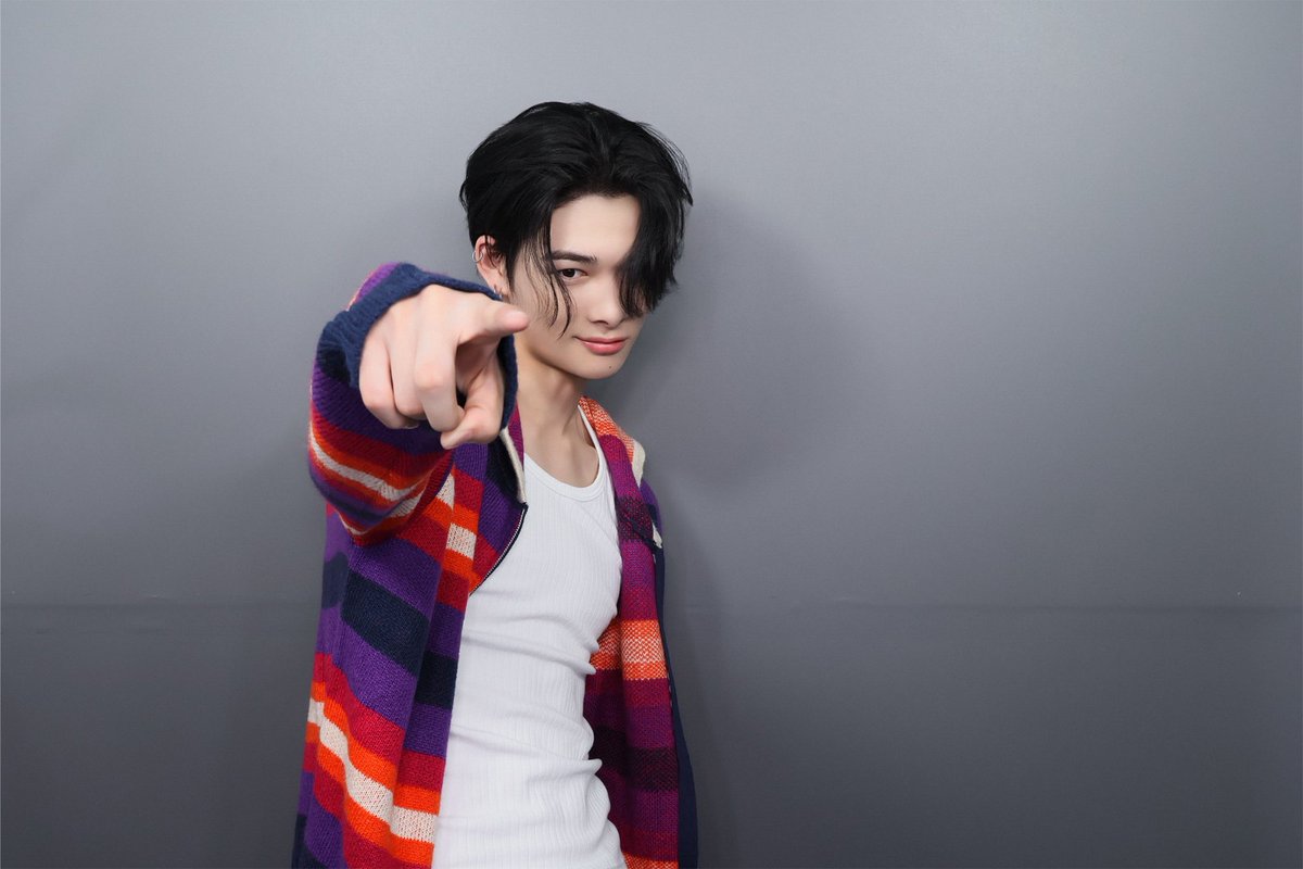 ENHYPEN's tweet photo. [PHOTOISM_Behind] 📸

B CUT 더보기🍀

#ENHYPEN4thAnniversary
#엔절 #ENHYPEN #엔하이픈
#NI_KI #니키
#PHOTOISM_BEHIND https://t.co/ByDZ4JEGng