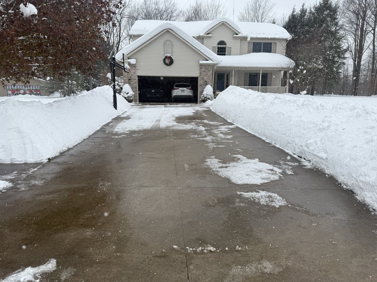 Have had a close relationship with my driveway for over a week straight now!  🌧️☃️