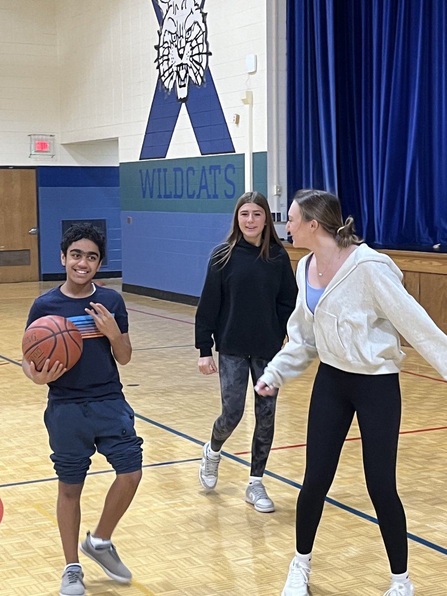 Wisconsin Hills Middle School tweet media