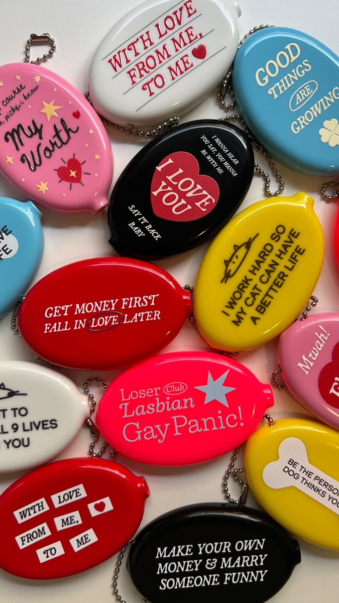 ⭐️ #YOLOARTFEST2024 ⭐️
🏠 - Booth A13-15 
📍 - Samyan Mitrtown 5th flr.
📆 - 7 DEC 2024