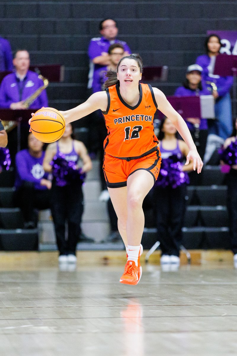 Princeton WBB (@princetonwbb) on Twitter photo Princeton 40, Portland 36 | 4:43 3rd
<a href="/tabbie777/">Tabitha Amanze</a> and <a href="/cristinap_3/">Cristina Parrella</a> lead the Tigers with eight points each as seven different players have scored. 
#GetStops ๐ฏ๐ Princeton 40, Portland 36 | 4:43 3rd
<a href="/tabbie777/">Tabitha Amanze</a> and <a href="/cristinap_3/">Cristina Parrella</a> lead the Tigers with eight points each as seven different players have scored. 
#GetStops ๐ฏ๐