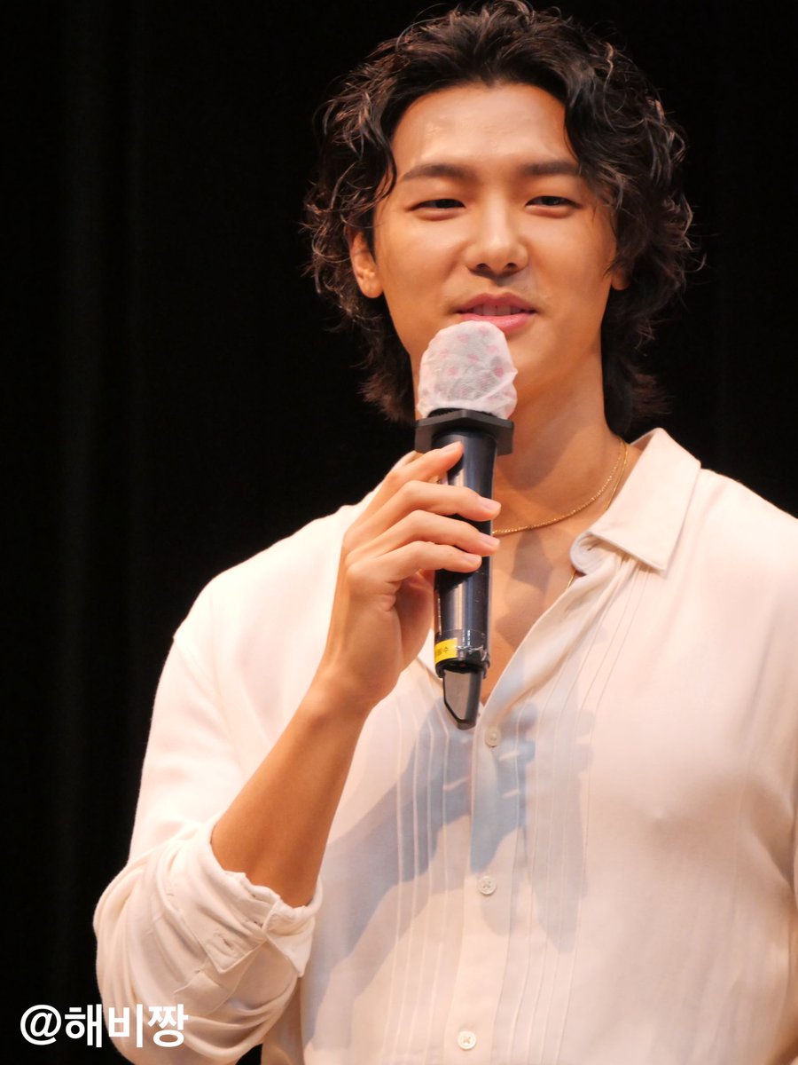 モフモフ❤️CNBLUE CNBLUE OFFICIAL | 그리고 이정신🖤 #CNBLUE #씨엔블루 #이정신