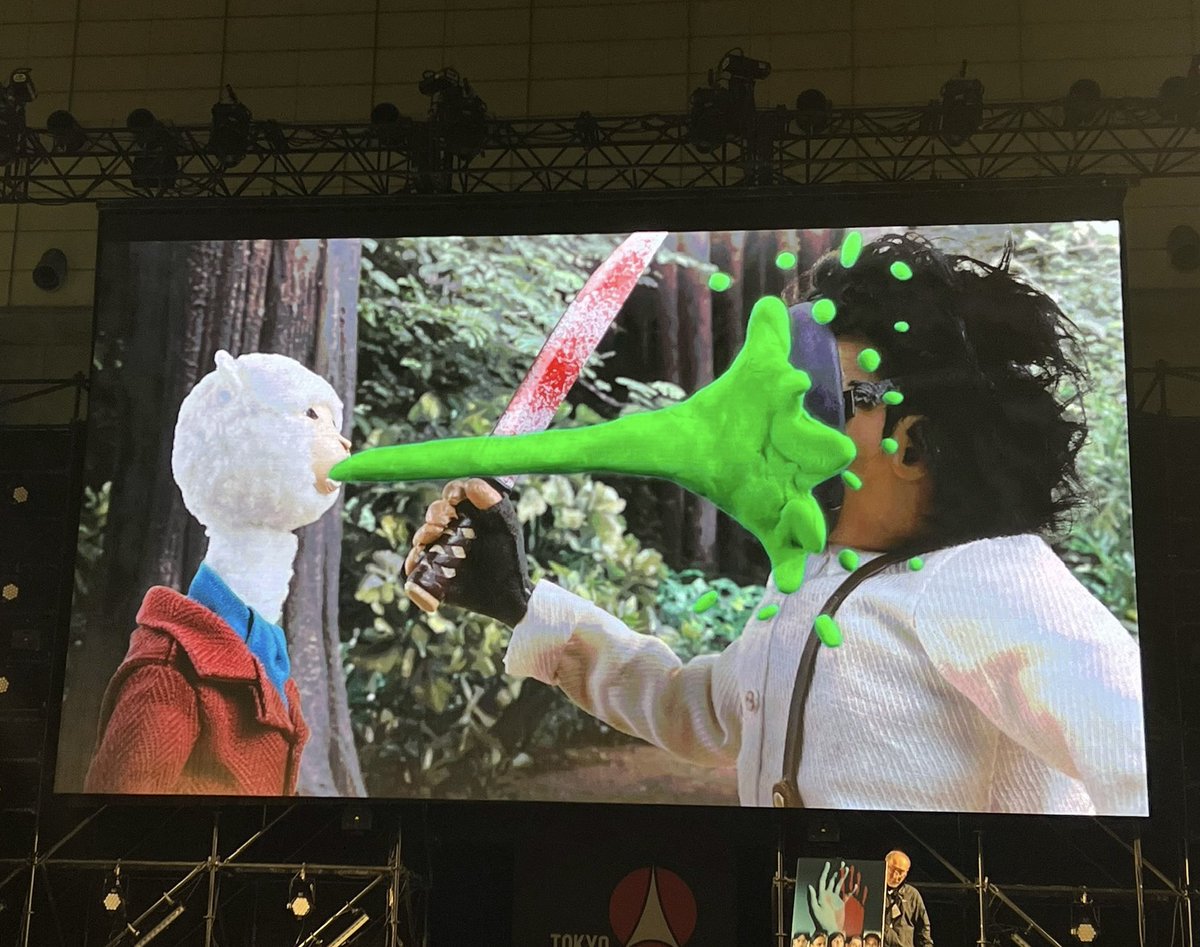 muna_neco's tweet photo. 昨日は工さんがとても楽しそうで、こちらまで幸せな気持ちになった東京コミコン初日でした
極悪女王スペシャルステージ、生のプロレス観戦も迫力あって力が入りました⛓️
今日はセレブステージからスタート
パカリアンの映像が流れて嬉しい🦙✨ https://t.co/Hp7PbePLEM
