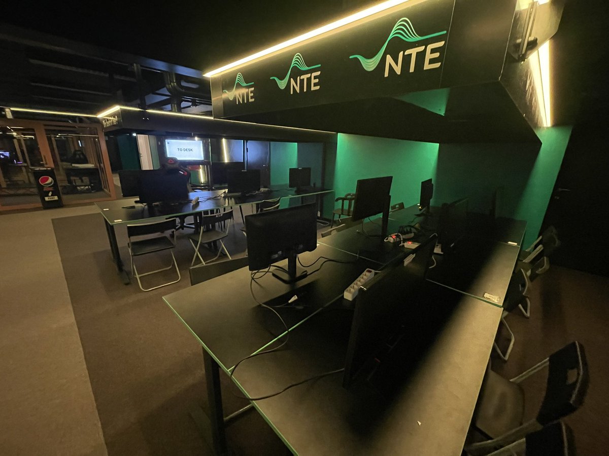 Jonas "JoVo" Volle Åkre tweet media