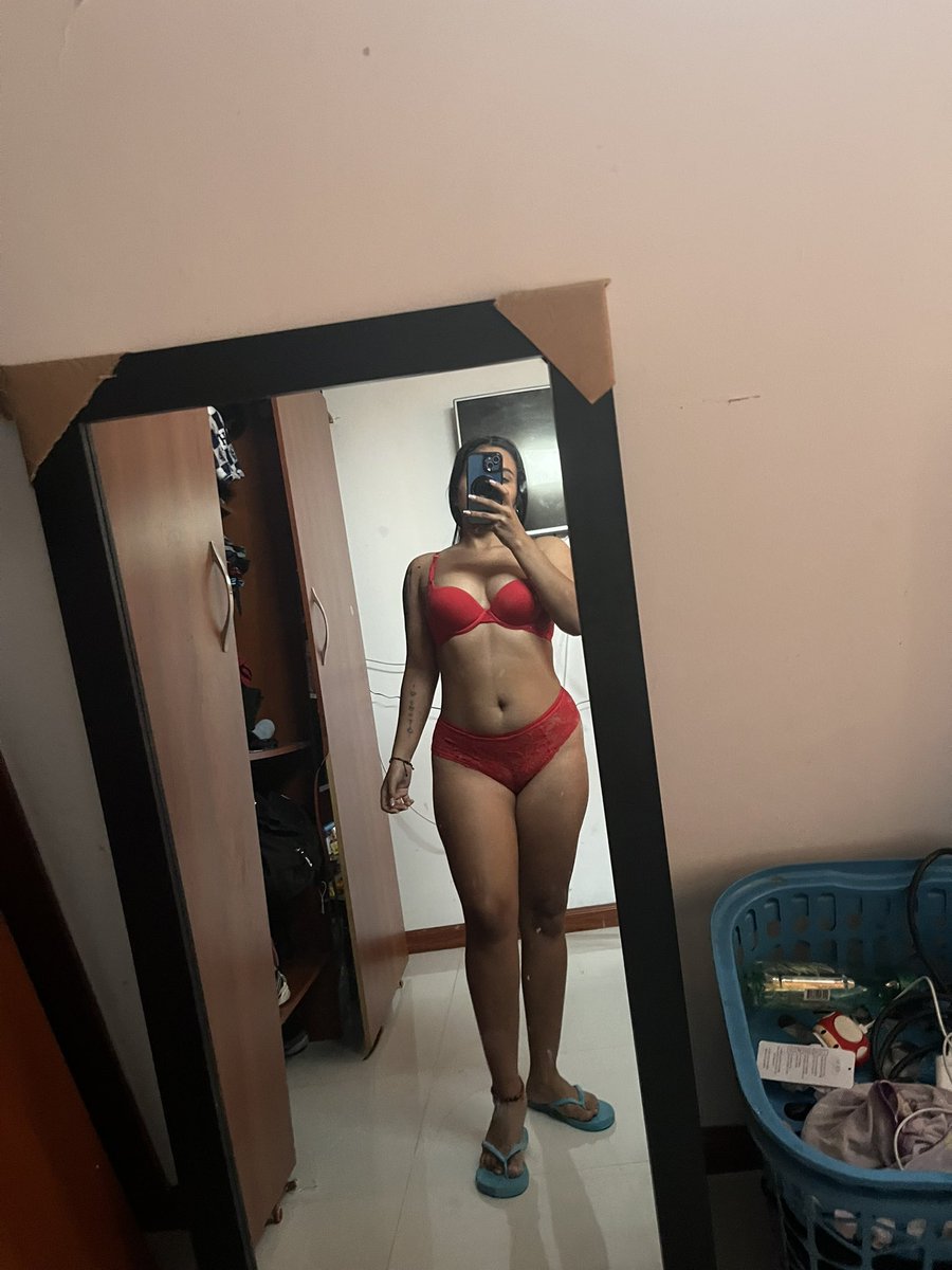 Hola mis bb nuevo contenido en mi página de onlyfans.com/u322808587