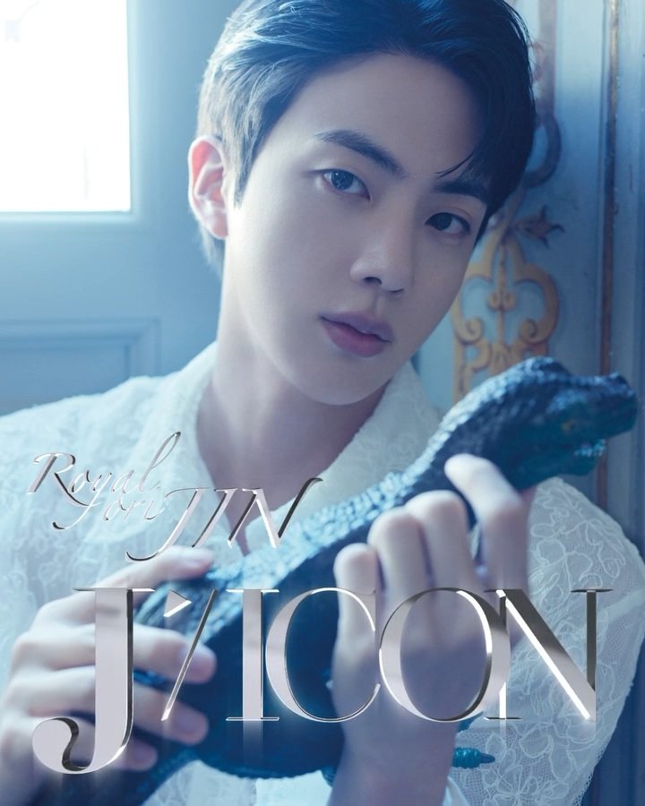 jjjin__1204's tweet photo. 디아이콘 석진이 커버 이렇게 4종인가...?🥹
빨리 사고 싶어요🧎‍♀️
#Royal_oriJIN #Jin https://t.co/U9uP38Ufnk