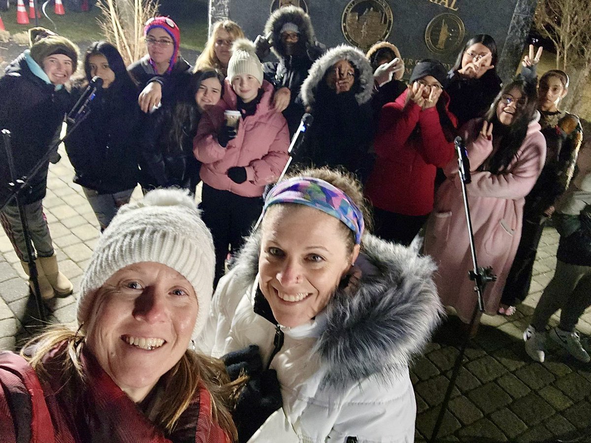 Awesome job by our @east_norriton_ms 7th and 8th grade chorus students who performed tonight at the East Norriton Tree lighting ceremony! #enms2025 #nasdproud