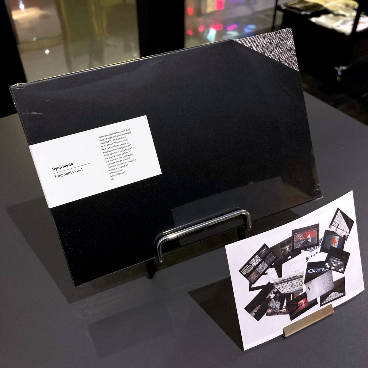 Ryoji Ikeda ──池田亮司のインスタレーション音源集第二弾が