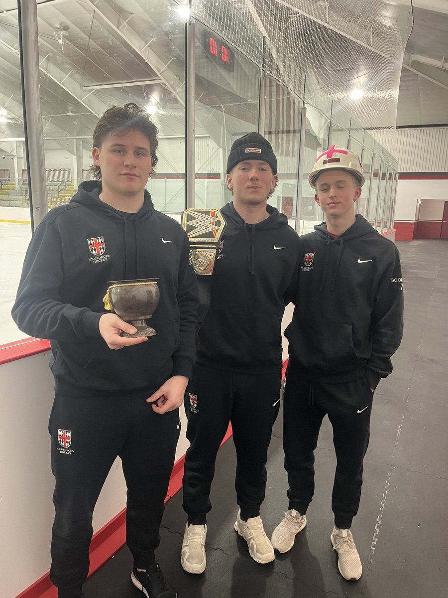 SGBICE's tweet photo. 6-4 final from RL after the boys battled back from a 4-2 deficit in the third period. Your POGs are George, Buckley, and Goodrich. Goals scored by Buckley x2, Goodrich, Donatelli, Baldwin, and C. Longfeild. Quick turnaround back it at at home vs Avon at 4:30. #brickbybrick #BICE https://t.co/bdm9HvPEVA