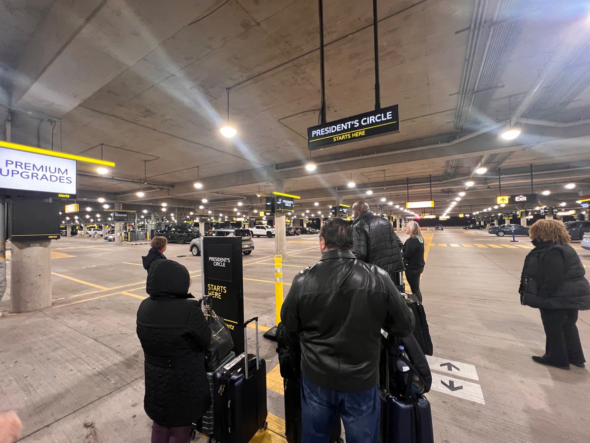 amedavila_'s tweet photo. @Hertz - Been waiting to get my rental car for over an hr now - why if we are a minute late we get overcharged but your company can be late at delivering the cars we made reservations for, and nothing happens?! @DFW airport https://t.co/yfNRdmg2s2
