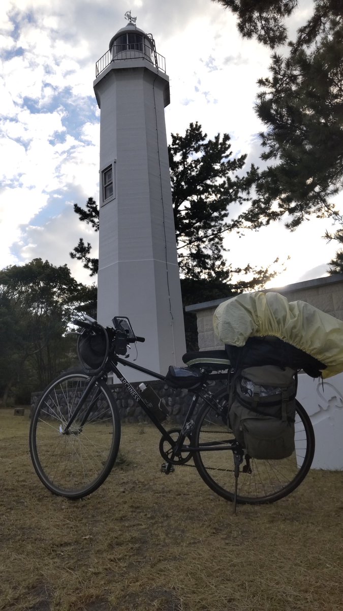 清水灯台へー
船🚢の道標
自転車の道標はなんだろな？……🤔