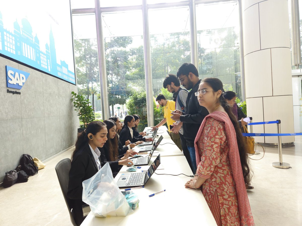 saplabsindia's tweet image. We are back with a bang! #SAPInsideTrack 2024 Bengaluru is now live at @saplabsindia, and the energy is electrifying as participants arrive at the campus for the year&apos;s grand finale. 🎉✨

Stay tuned for all the updates &amp;amp; event highlights. 🚀💡 #sitBLR