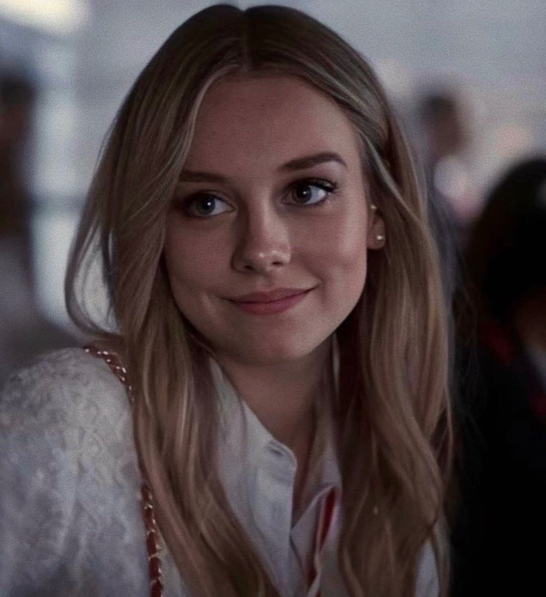 taylor13ariana's tweet photo. Baby🖤
The Queen’s Gambit ♟️
Elite👑
Ginny and Georgia🍷
#netfix https://t.co/9M8K2P4wMU