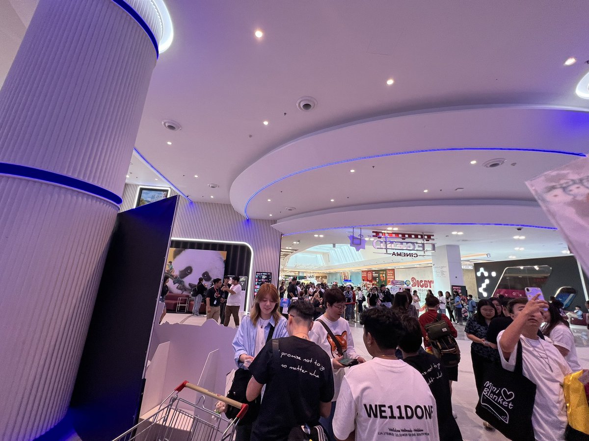 Thatha9999999's tweet image. soon ….
#2Us
#FayeYoko1stFMinPP
#FayeYoko2UsFMinCambodia
#FayeYoko