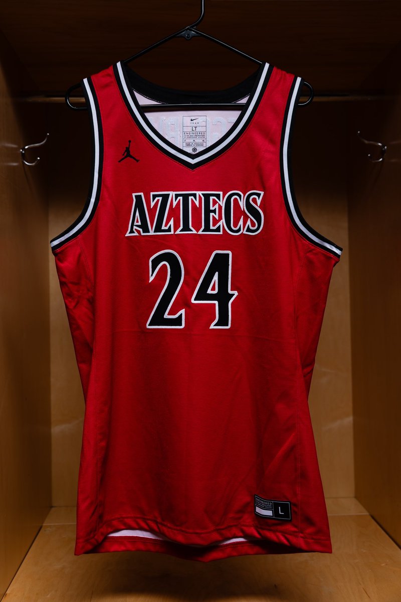 Jon Schaeffer (@jonschaeffer) on Twitter photo The <a href="/Aztec_MBB/">San Diego State Men's Basketball</a> new red jersey is now available for online purchase 👀
shopaztecs.com/p-18596-nike-j… The <a href="/Aztec_MBB/">San Diego State Men's Basketball</a> new red jersey is now available for online purchase 👀
shopaztecs.com/p-18596-nike-j…