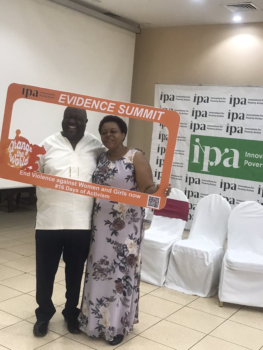 richobedie's tweet photo. @meaca_ug @UNmigration @IOM_EHSA @IEP @fes_ampc @UgandaMFA @PopulaceThe @RebeccaKadagaUG @salvationarmy @AUC_PAPS @CHR_HumanRights @Sihanet @GPPAC @poverty_action @IGADPeace @KerKwaroAcoli @BusogaOfficial @Bunyoro_Kitara @BugandaOfficial @AlurKingdom @UNESCO Media Christian Community Uganda (MCCU) child presenting poem on Gender-Based Violence (GBV),a vice predominant in the Region
With 16-Day of Activism against GBV themed “Orange The World:UNiTE To End Violence Against Women&Girls”, this is a welcome move
#ACERWC
#EvidenceSummit https://t.co/cuu8uJHasV