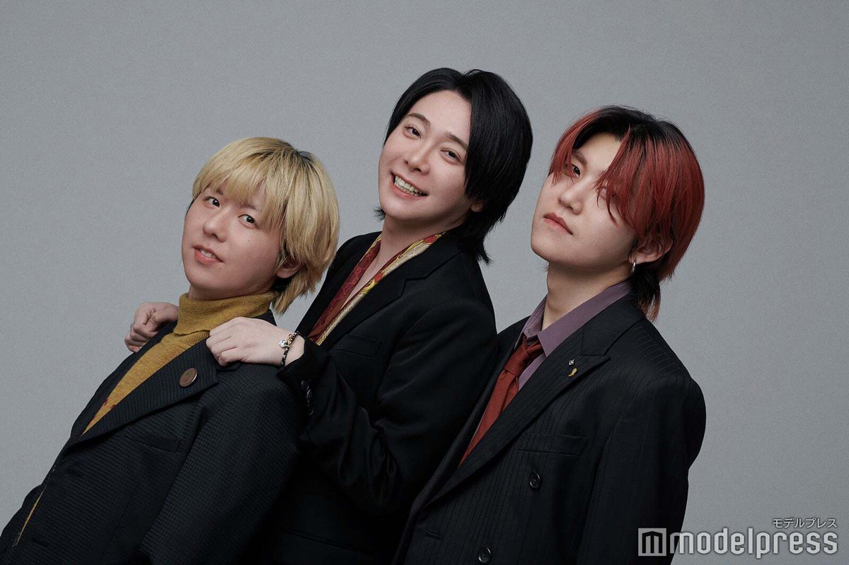 modelpress's tweet photo. 【話題の記事】
Mrs. GREEN APPLEインタビュー🍏

大森元貴の突発性難聴発症当時もツアー続けた理由 決断の裏に3人の絆
https://t.co/TPp4tXbsYg

「その大変さ、辛さは元貴にしか分からないことなので、本人がやるんだと言っている以上は僕らがどうこう言うのはお門違いだし、失礼だと思った」 https://t.co/TWLfUB1pOe