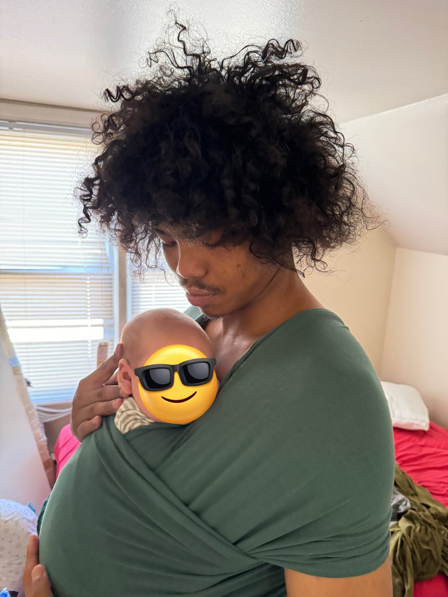 mich 🍕 tweet media