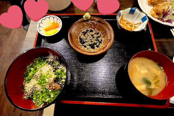 お昼🍴関さば琉球丼、とり天、だんご汁、やせうま!全部美味しすぎー✨️ 