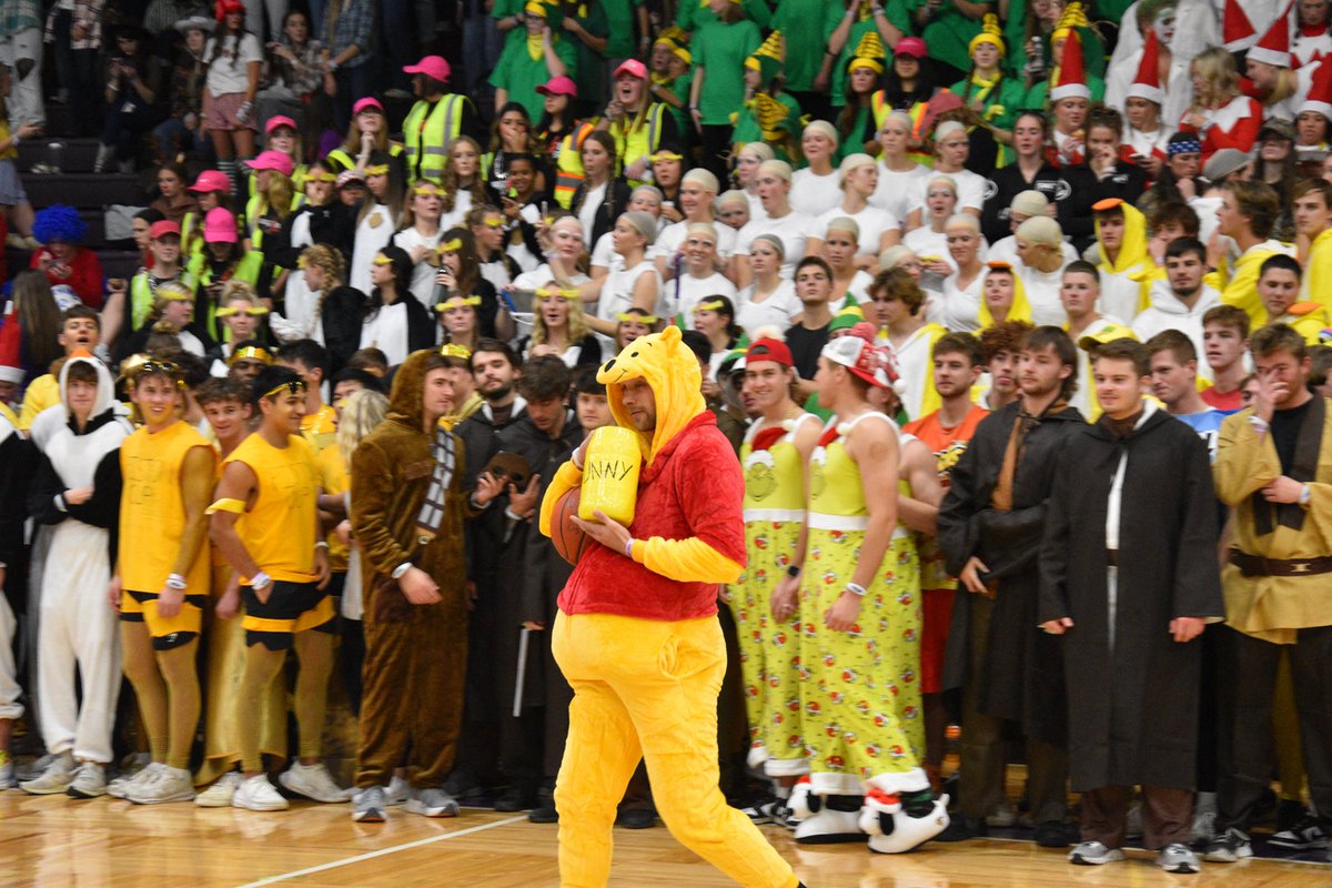 taylortrojans's tweet photo. MBB PHOTOS | Check out the full #TUSilentNight gallery from Taylor's electric 107-59 win in front of the best fans in the NAIA! | @taylor_hoops #TaylorMBB

https://t.co/bRrcQSUvfF https://t.co/nSWGbZqiyg