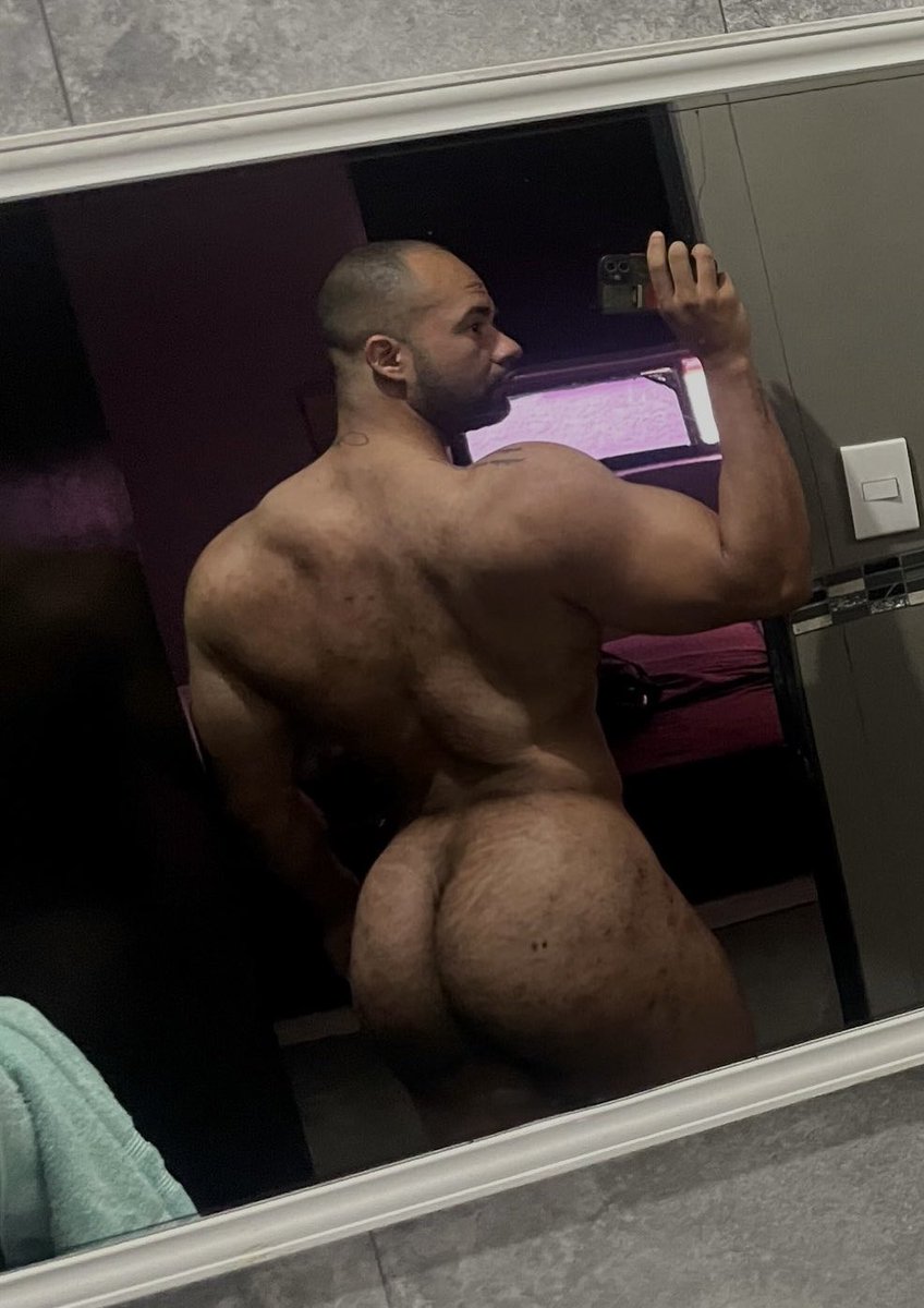 - Friday is all about hot #MaleBootySelfie but our way, enjoy the view thanks to <a href="/paytonsantillan/">Ángel Santillan</a> 😈 #yummy #thickAF #beautiful #body #woof