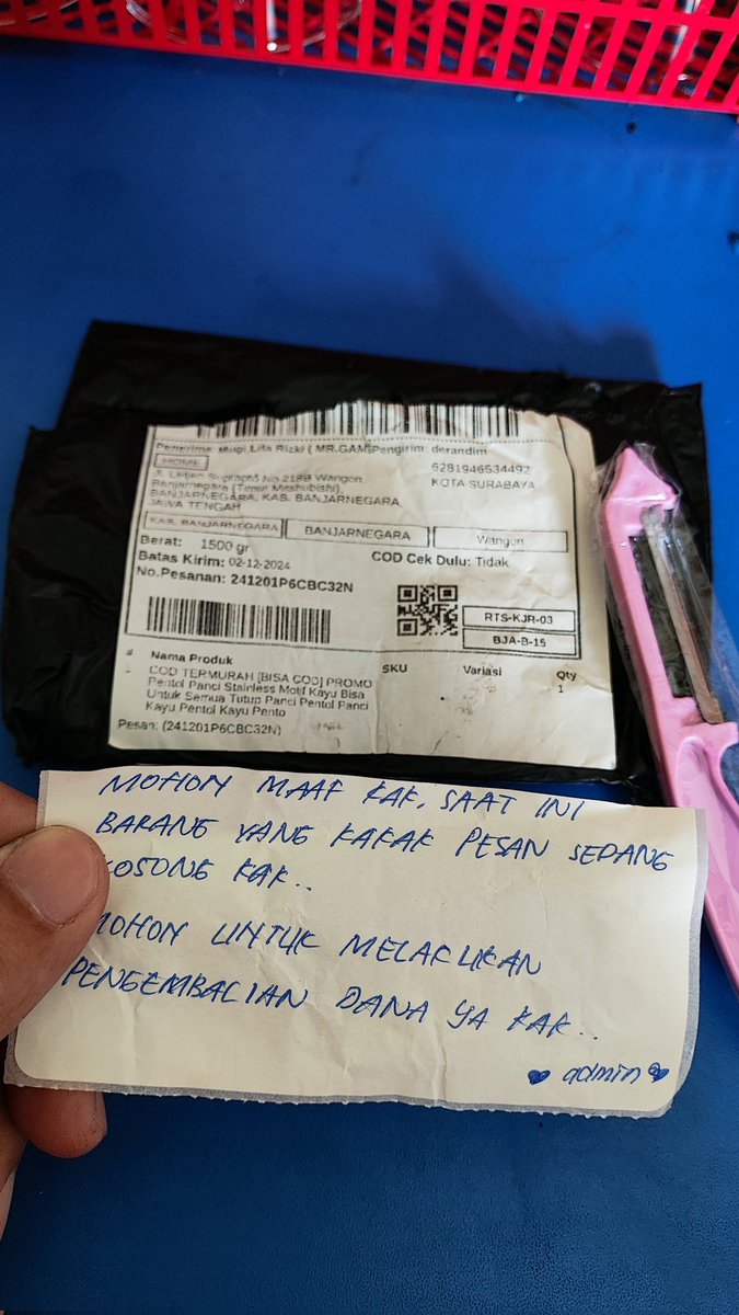 di tungguin krna butuh malah yang dateng surat cinta