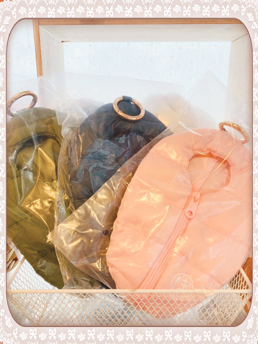 nipopoharajuku's tweet image. ✨nipopo原宿キャットストリート店✨

原宿店では大人気の、ぼうねこの寝袋が再入荷してます🐈‍⬛🐈

ぷーとんのマスコットや、ぽちっぱなどを入れても可愛いです♡

Open 12:00〜18:00

ご来店お待ちしてます🌟

#原宿nipopo #ぷーとん #ぼうねこ #ぽちっぱ #ぬい活 #寝袋 #ぬいぐるみ