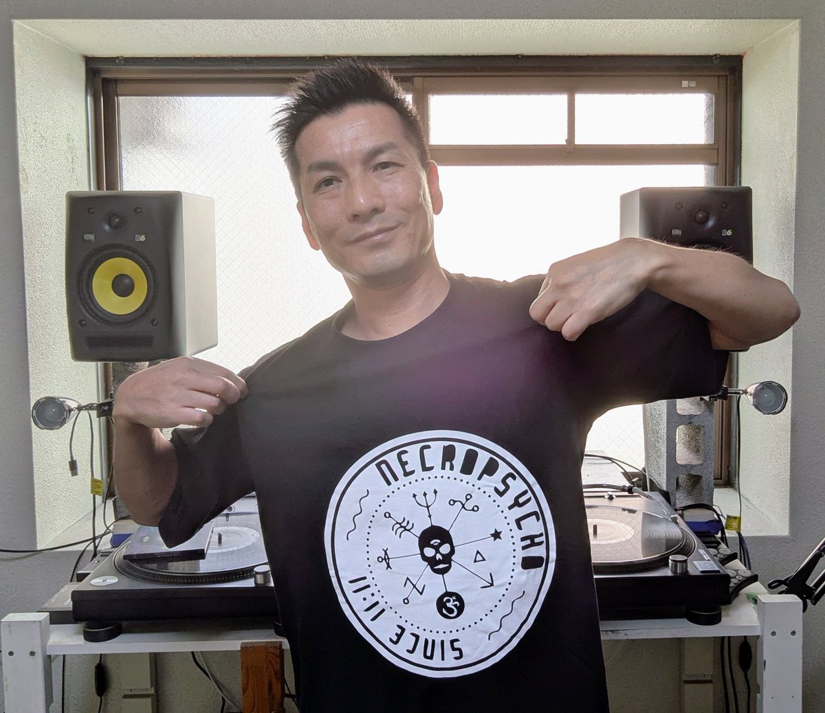 doctra4's tweet photo. Necropsycho氏が日本来られていました!
その際わざわざ私にプレゼントを送ってくれました。
Necropsycho氏、本当に素敵なプレゼントをありがとうございます!
#Necropsycho
#doctra https://t.co/TRmQNmQY9X