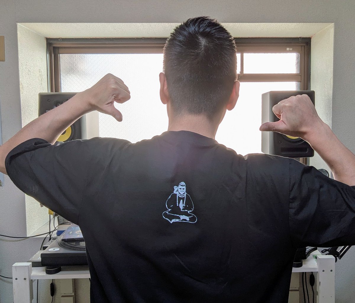 doctra4's tweet photo. Necropsycho氏が日本来られていました!
その際わざわざ私にプレゼントを送ってくれました。
Necropsycho氏、本当に素敵なプレゼントをありがとうございます!
#Necropsycho
#doctra https://t.co/TRmQNmQY9X