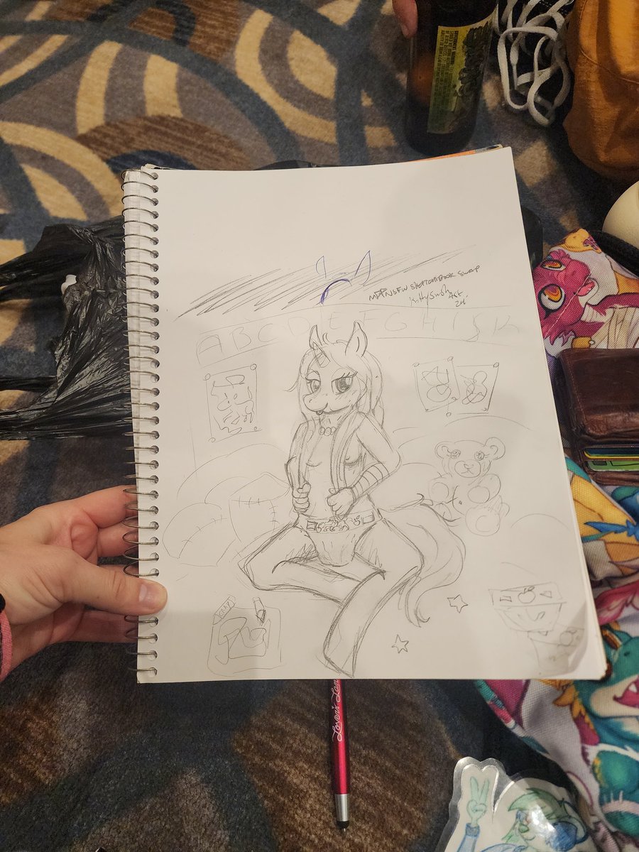 KittySwish's tweet photo. MFF sketchbook swap https://t.co/iN0I3hXf7c