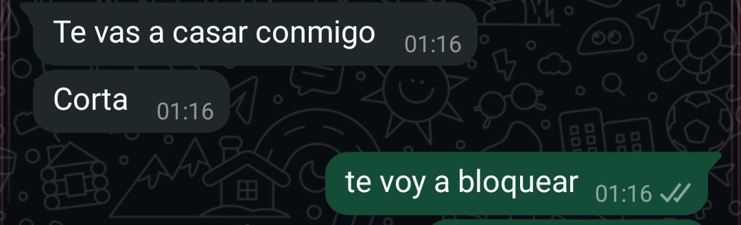 yo:q raro q no tenga novio 
cuando me hablan: