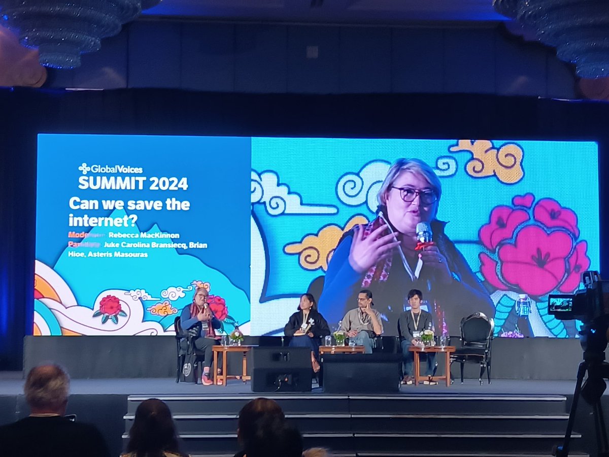 JeandeDieuSovon's tweet photo. Can we save internet?
Juke Carolina, Brian Hioe and Asteris Masouras talk about in the first panel of this second day of public conference.

#GVSummit2024 https://t.co/RUmKXxILYy