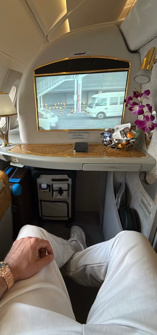 EfeEmirate's tweet photo. Émirats 🛫 https://t.co/Vv3gtRzjvb