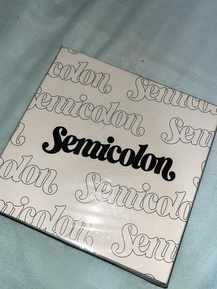 alweys_es's tweet photo. WTS LFB SEVENTEEN CARAT
Semicolon unsealed (1) ALBUM w/ album inclusion w/o RPC

- 150 php if PAYO/ 175 PHP if 3 Days DOP (excl. pf &amp; lsf)
- weaving kit was used but now disassembled
- onhand
- no to sensi
- w random svt freebies
- dm/reply to reserve or for any qs https://t.co/h0uH6SuXqu