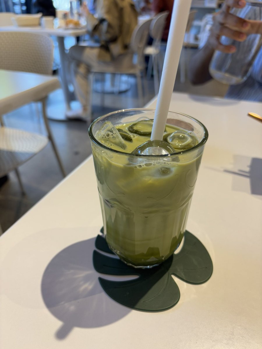 Rhea2040's tweet photo. idk how I’m not green yet https://t.co/lc1QjFb2YL