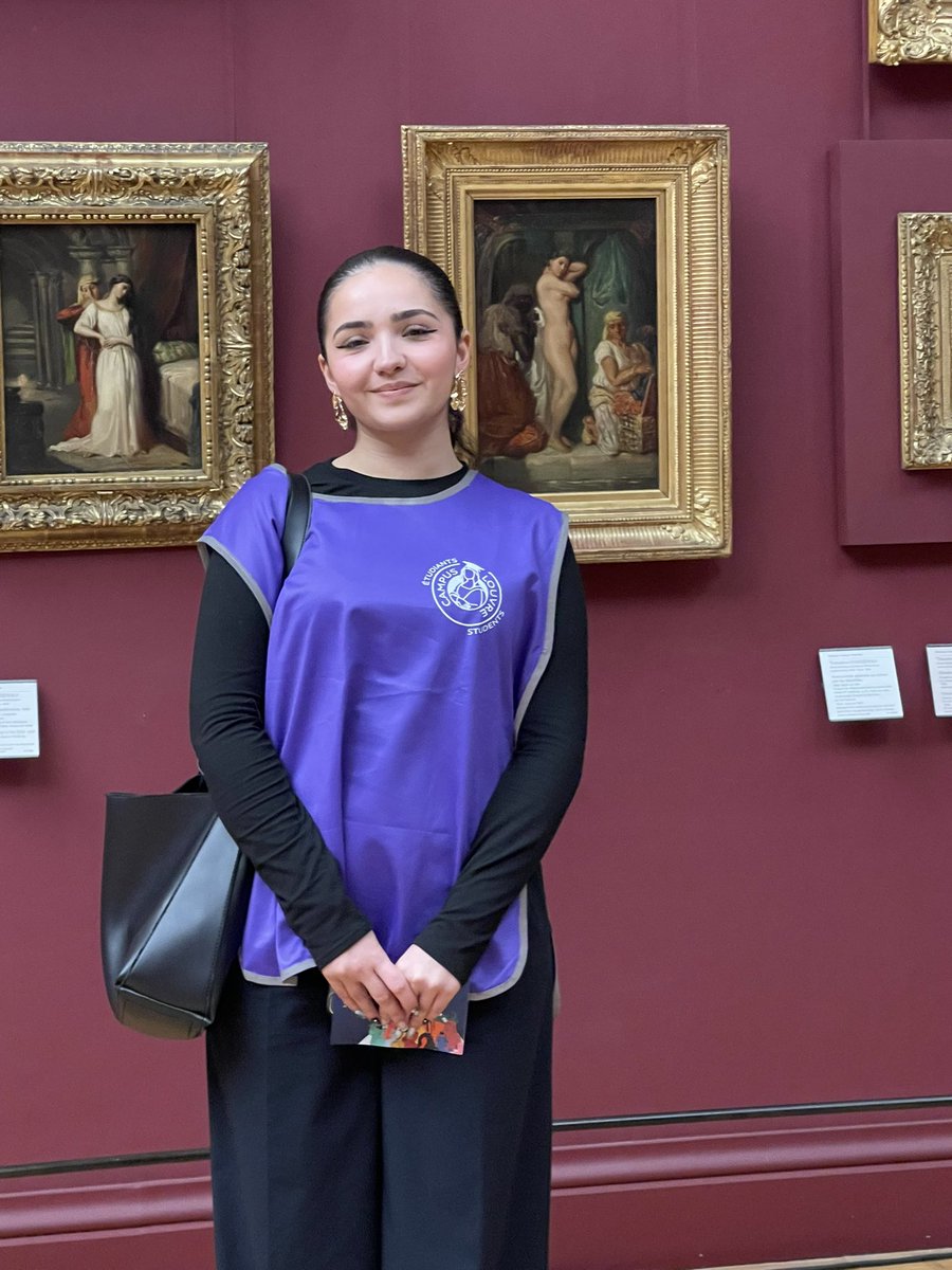 PhilippeBASTIEN's tweet image. Première nocturne au Louvre pour les étudiants du master E3C de l’ISTEC « United Colors of Louvre ». Une mission d’exception assumée comme médiateurs auprès des visiteurs de toutes origines en français et en anglais.
#istec #e3c #master #campuslouvre @campuslouvre @ISTEC_Paris